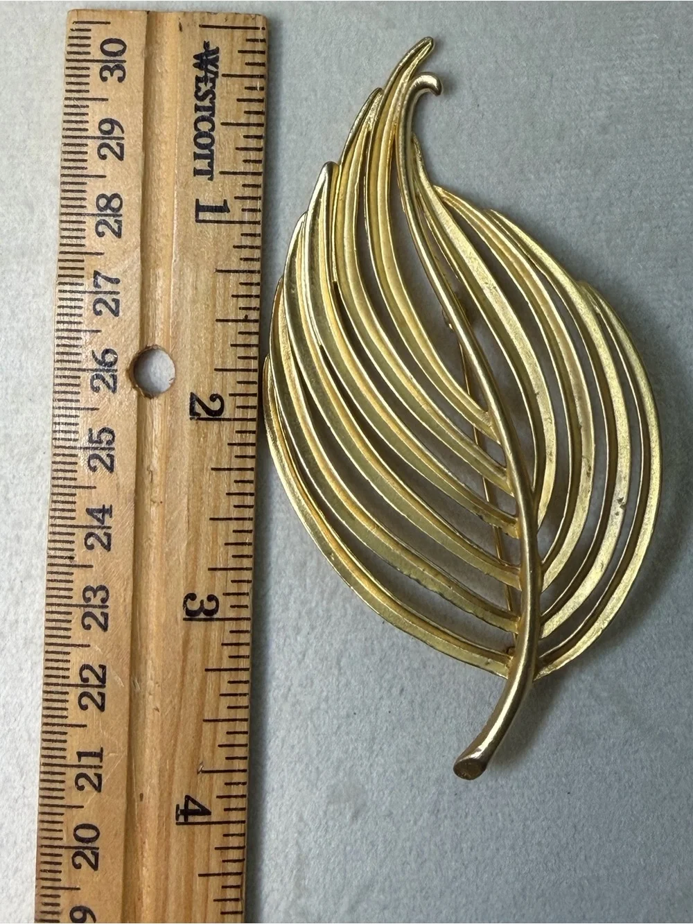 Vintage Gold Leaf Pendant Necklace - Statement Leaf Design